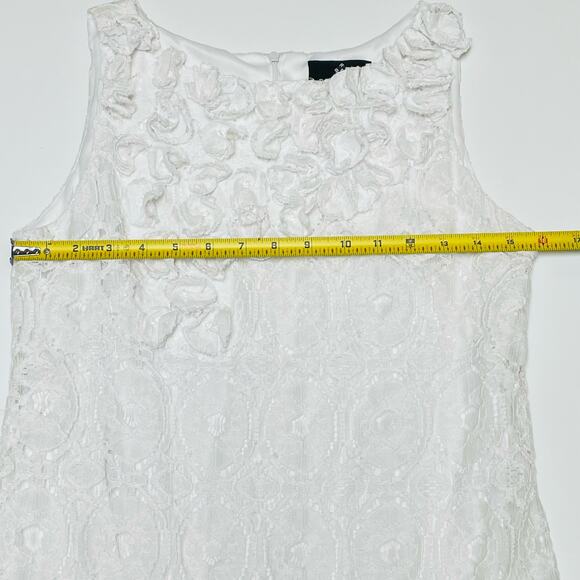 Ronni Nicole Knee Length Dress, Sleeveless, White Lace, Size 8 - Picture 7 of 9